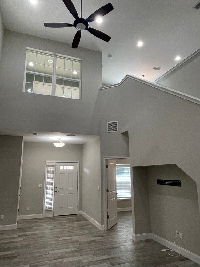 3457 Medici Blvd in New Smyrna Beach, FL - Foto de edificio - Building Photo