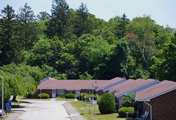 Gan Aden Apartments in Willimantic, CT - Building Photo