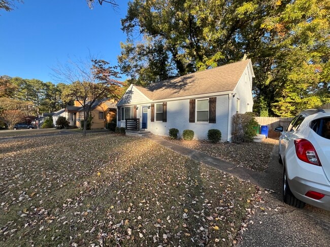 1936 Don Juan Ln in Decatur, GA - Foto de edificio - Building Photo