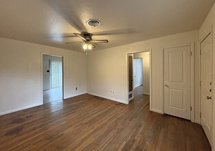 611 Mary St in Copperas Cove, TX - Foto de edificio - Building Photo