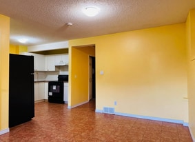 364 Martindale Dr NE in Calgary, AB - Building Photo