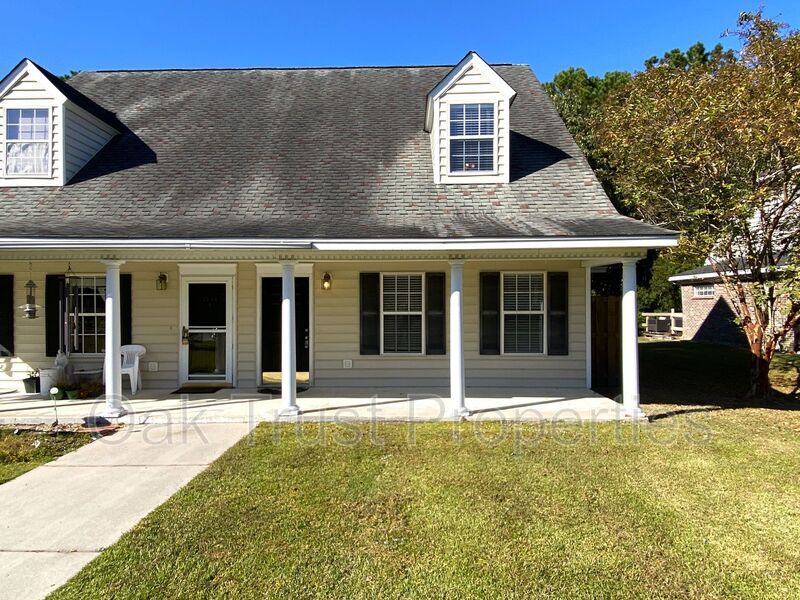 2284 Kings Gate Ln in Mount Pleasant, SC - Building Photo