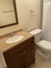 201 Castlewood Dr in North Palm Beach, FL - Building Photo - Building Photo