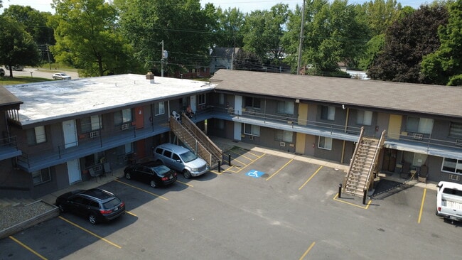 Residences on Lake in Kent, OH - Foto de edificio - Building Photo
