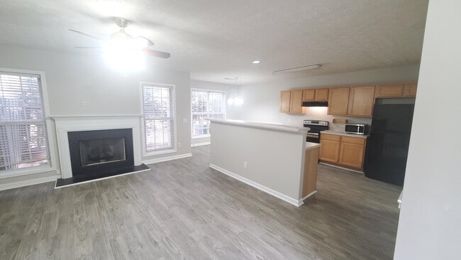 351 Parkview Manor Dr in Tucker, GA - Building Photo - Building Photo