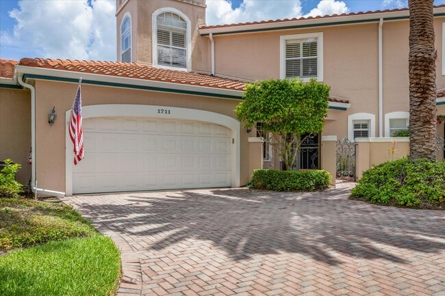 1711 Starling Dr in Sarasota, FL - Building Photo - Building Photo