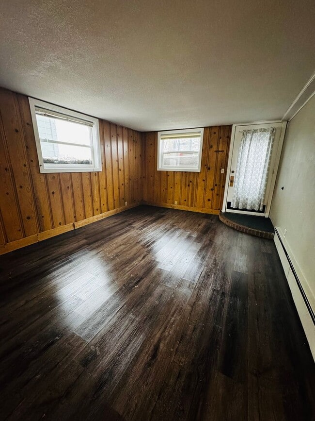 property at 620 N Main St