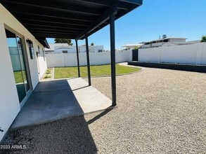 1145 W Tulane Dr, Unit Private Room in Tempe, AZ - Building Photo - Building Photo