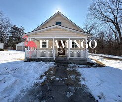 831 E 3rd St in Xenia, OH - Building Photo