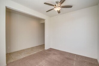 9578 W Whispering Wind Dr in Peoria, AZ - Building Photo - Building Photo