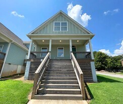 483 First Street in Athens, GA - Building Photo