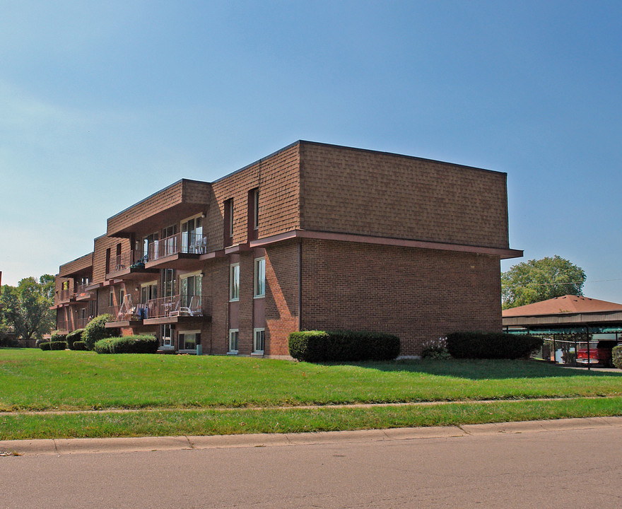 South Villa Terrace in Dayton, OH - Building Photo