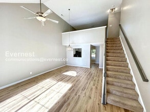 4610 Twin Hickory Lake Dr in Glen Allen, VA - Foto de edificio - Building Photo