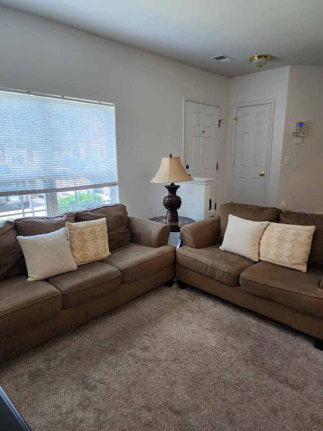 4205 Riding Place Rd in Richmond, VA - Building Photo - Building Photo