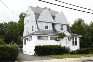 190 Pleasant St in Winthrop, MA - Building Photo