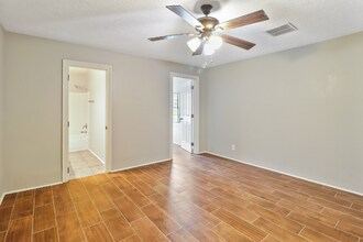 4110 Auburn St in Lake Charles, LA - Building Photo - Building Photo