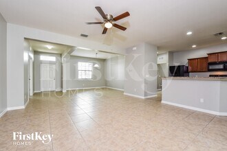 1814 SW 22nd St in Cape Coral, FL - Foto de edificio - Building Photo