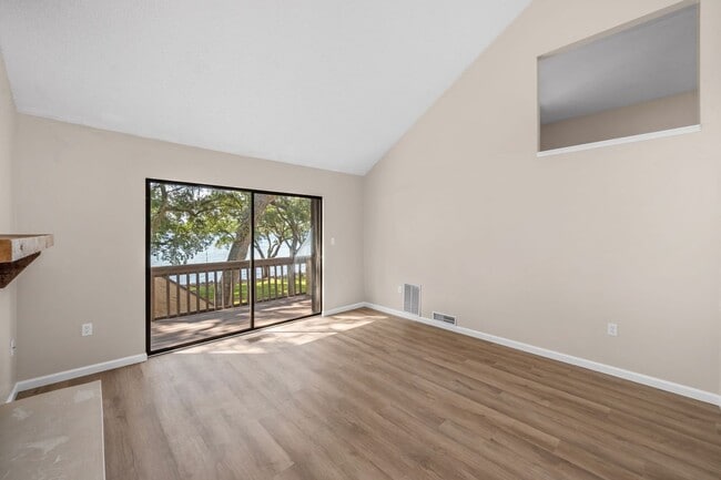 property at 41 Marina Cove Dr