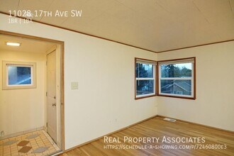 11028 17th Ave SW in Seattle, WA - Building Photo - Building Photo