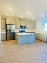 12665 Patagonian Wy in Rancho Cordova, CA - Building Photo - Building Photo