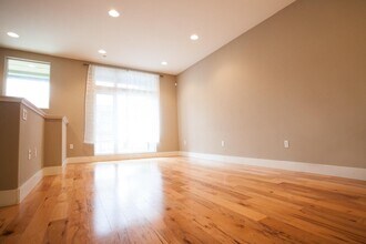 3727 Heron Way in Palo Alto, CA - Building Photo - Building Photo