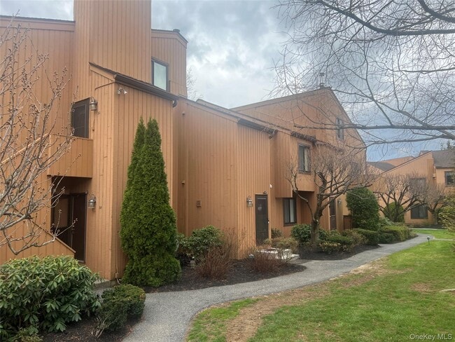 56 Hudson View Hill in Ossining, NY - Building Photo - Building Photo