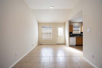 2307 Birch Canyon Ct in Fresno, TX - Building Photo - Building Photo