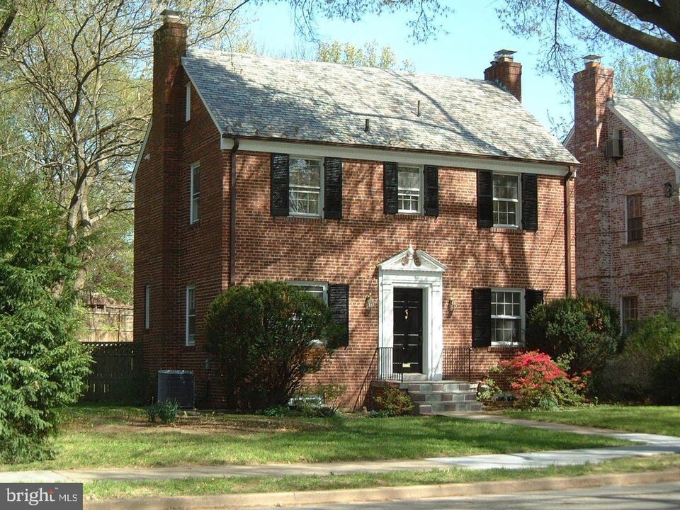 4535 46th St NW in Washington, DC - Building Photo