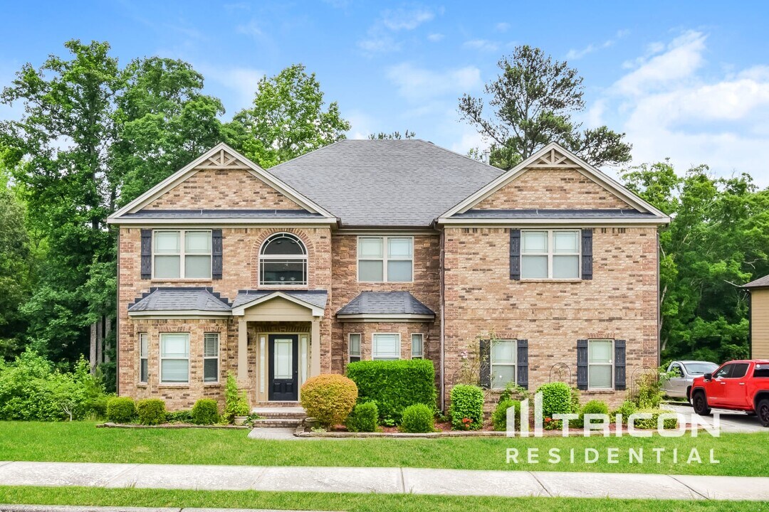 4481 Ridge Mill Terrace in Douglasville, GA - Foto de edificio