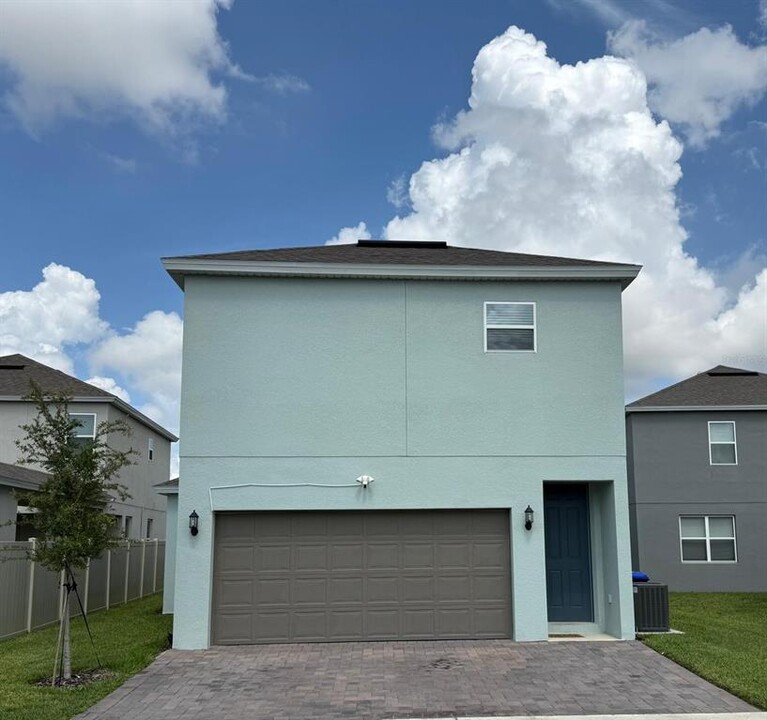 5039 Lake Hamlin Trail in Winter Garden, FL - Building Photo