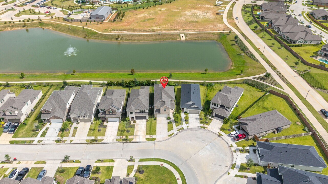 728 Lake Lacosta Dr in Katy, TX - Building Photo