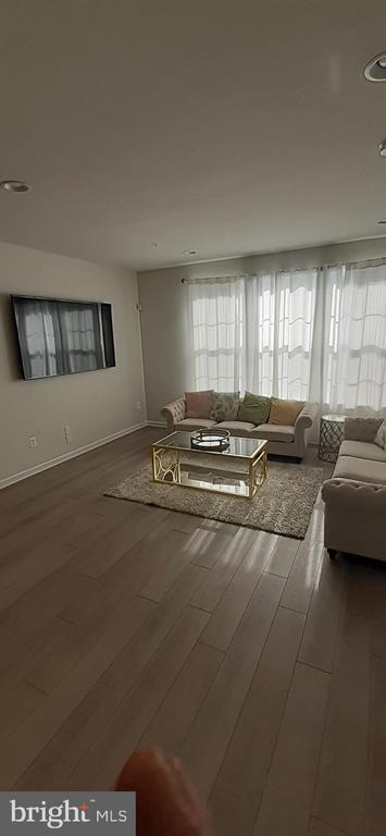 property at 2646 Sierra Nevada Ave