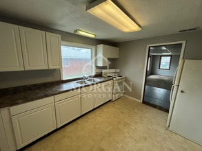 4015 Haverhill Dr in Anderson, IN - Foto de edificio - Building Photo