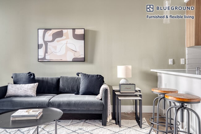 1355 El Camino Real, Unit SI FL4-ID1222 in Redwood City, CA - Foto de edificio - Building Photo