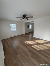 2 Waco Ct in Groton, CT - Building Photo - Building Photo