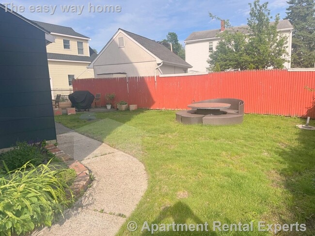 251 Arlington St, Unit 2