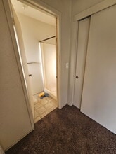 459 Waterford Dr in Chico, CA - Foto de edificio - Building Photo