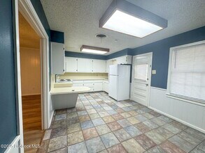 3306 36th St in Lubbock, TX - Foto de edificio - Building Photo