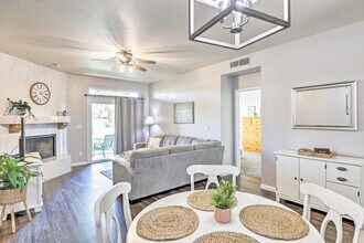 1601 W Beardsley Rd in Glendale, AZ - Building Photo - Building Photo