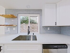 11 Palermo St in Laguna Niguel, CA - Foto de edificio - Building Photo