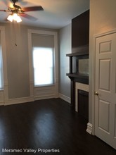 2710 Armand Pl in St. Louis, MO - Foto de edificio - Building Photo