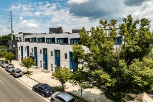 The Hideaway in Nashville, TN - Building Photo