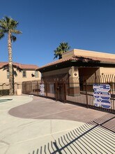 1142 Paradise Garden Dr in Henderson, NV - Building Photo - Building Photo