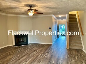 4655 Beacon Ridge Ln in Flowery Branch, GA - Building Photo - Building Photo