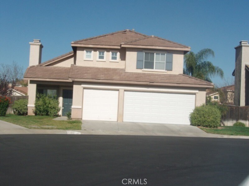 7602 Canberra Way in Riverside, CA - Building Photo