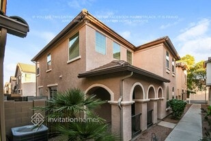 1404 S Ponderosa Dr in Gilbert, AZ - Building Photo