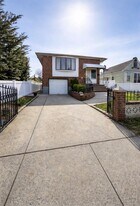 15 Belmont Blvd in Elmont, NY - Building Photo