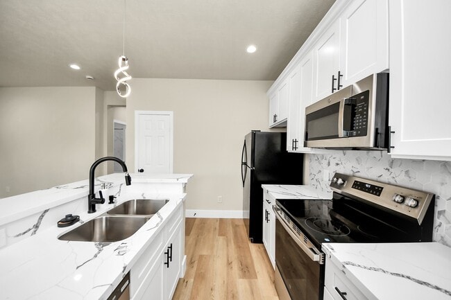 property at 5211 Amy St