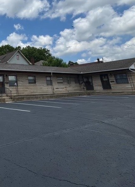 property at 575 N Walnut St