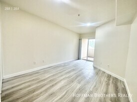 7323 Winnetka Ave, Unit 104 in Los Angeles, CA - Building Photo